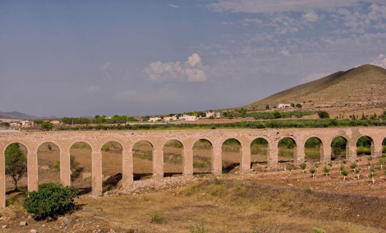 Apartamentos Madreselva Fernan Perez Εξωτερικό φωτογραφία