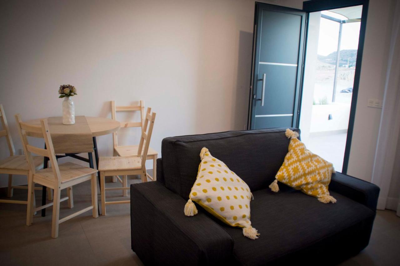 Apartamentos Madreselva Fernan Perez Εξωτερικό φωτογραφία