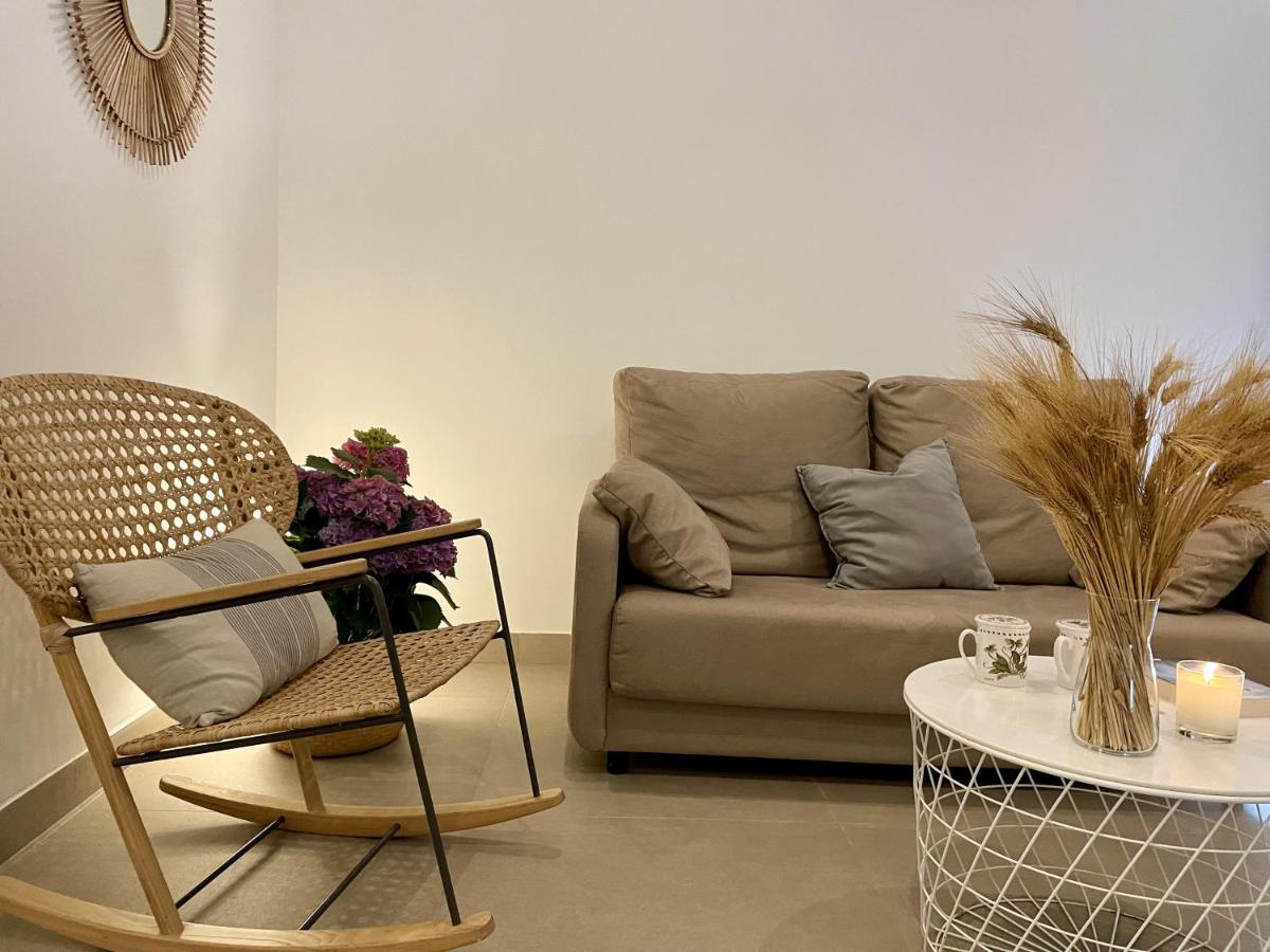 Apartamentos Madreselva Fernan Perez Εξωτερικό φωτογραφία