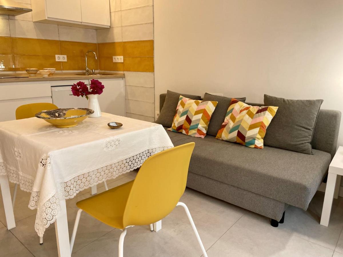 Apartamentos Madreselva Fernan Perez Εξωτερικό φωτογραφία