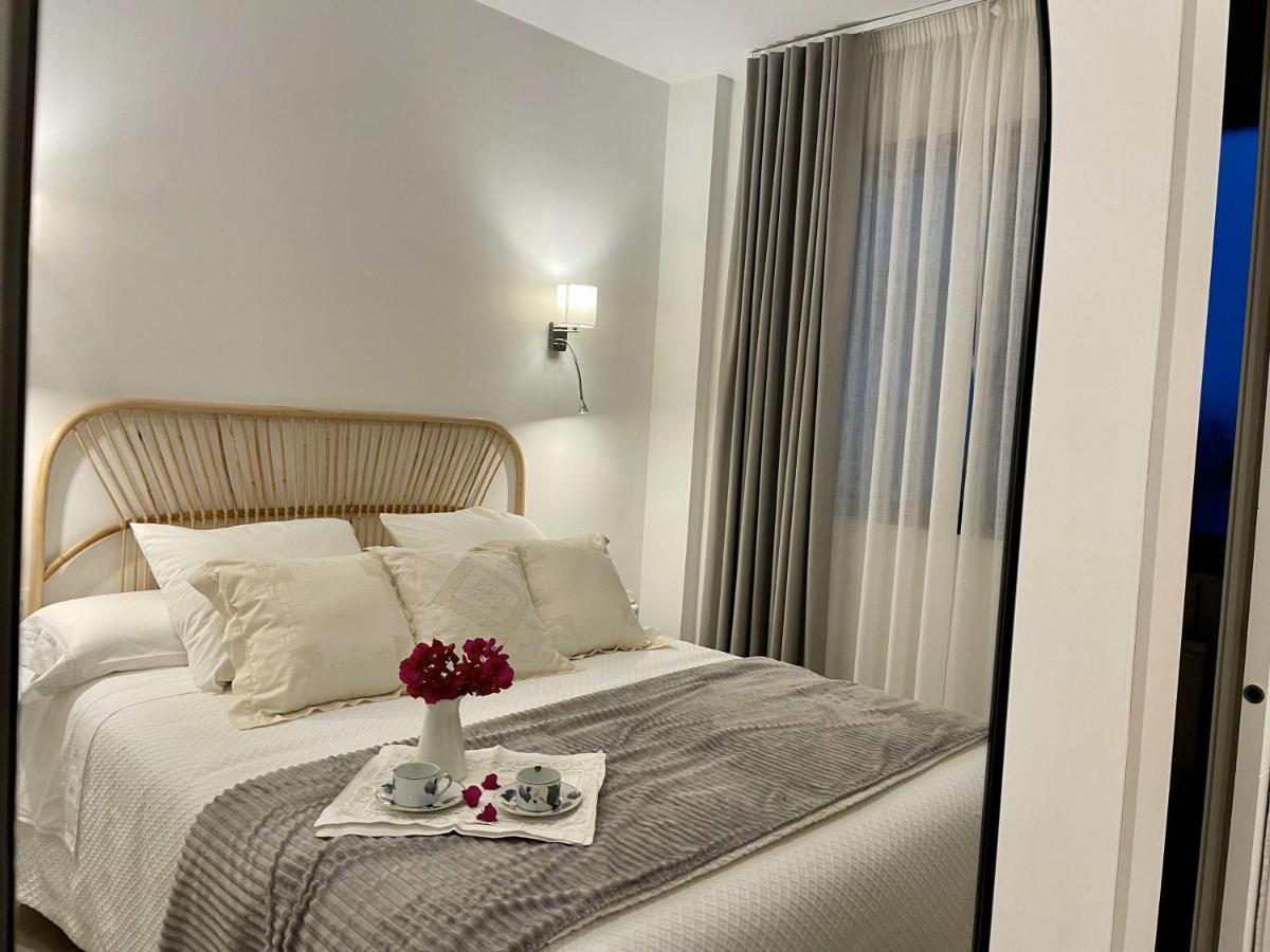 Apartamentos Madreselva Fernan Perez Εξωτερικό φωτογραφία