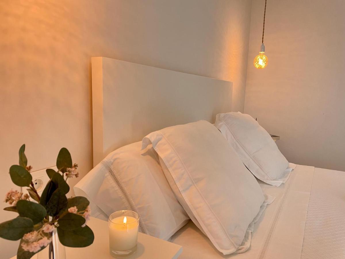 Apartamentos Madreselva Fernan Perez Εξωτερικό φωτογραφία