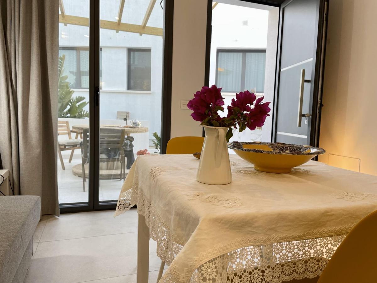 Apartamentos Madreselva Fernan Perez Εξωτερικό φωτογραφία